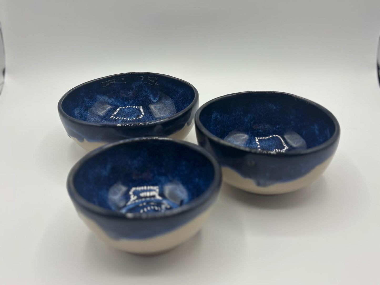 Set of 3 bowls blue