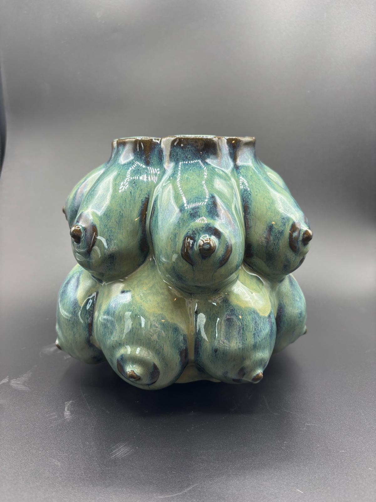 Body Form Vase
